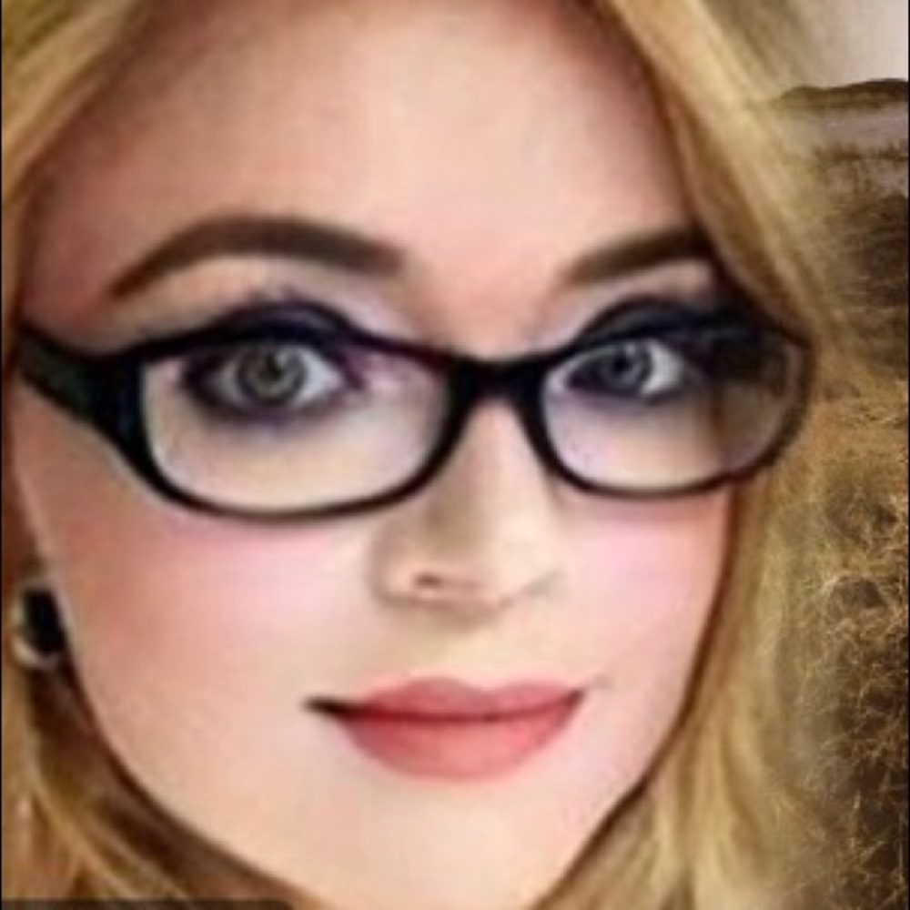 Meet your Posher, Violet